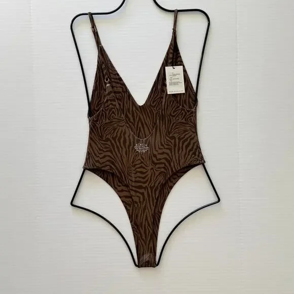 Acacia Bodywear Tavira Lining Bodysuit - Neutral Mares - V-Neck - Minimal Cut - Picture 3 of 10